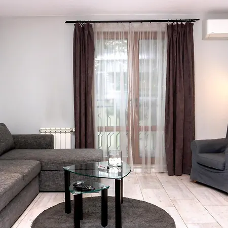 Apartment Mon Ami In Studentski Grad Area *